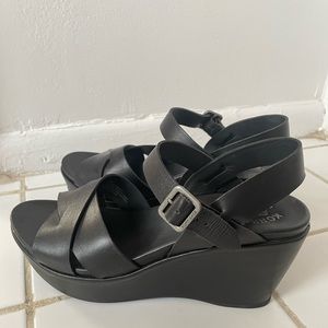 Kork-Ease Ava black platform wedges / size 9M